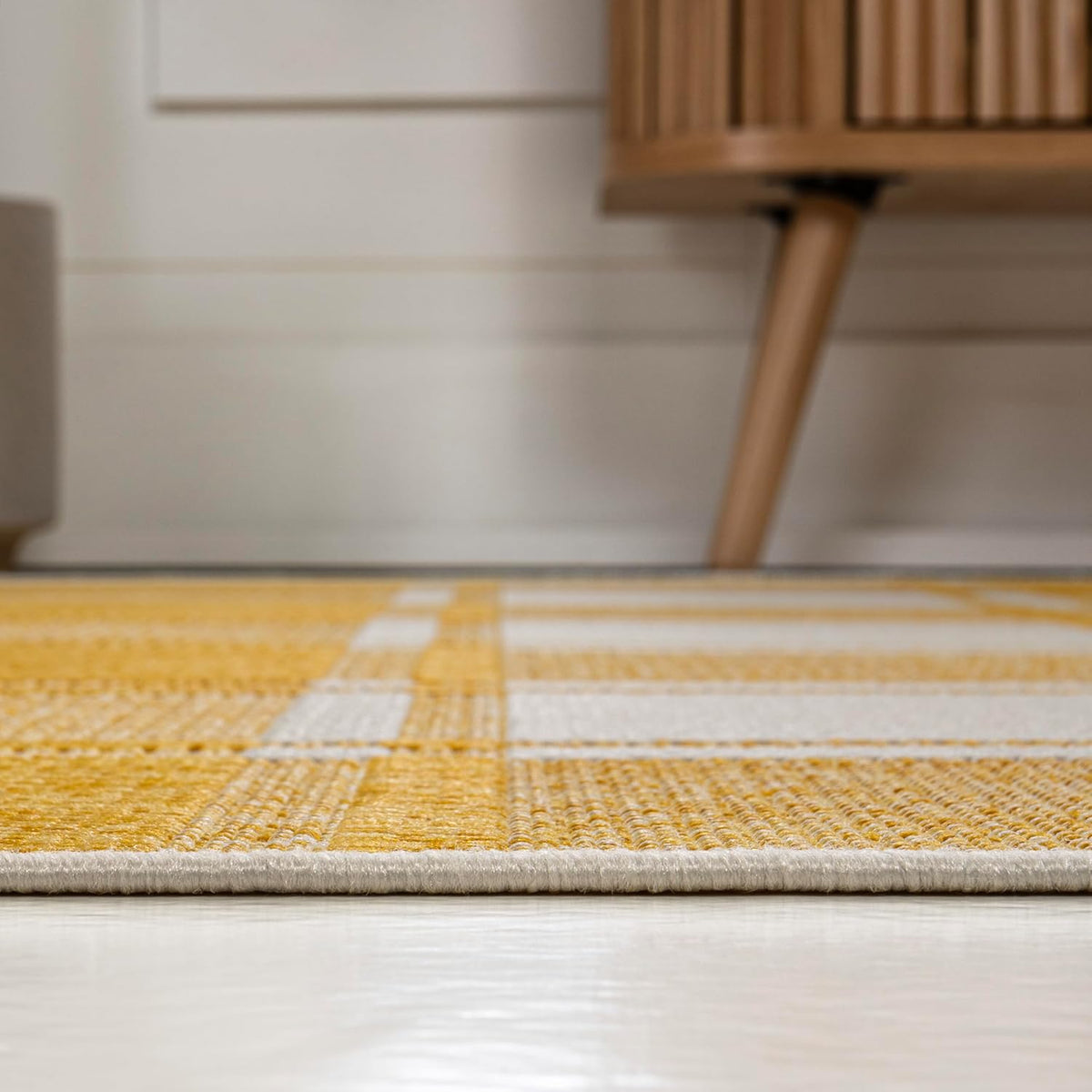 Bold Gingham Indoor Outdoor Area Rug 3X5 Yellow/Cream, Sabine Traditional Farmhouse for Backyard, Patio, Porch, Easy-Cleaning, High Traffic, Pet-Friendly, Non-Shedding (TSN203C-3)