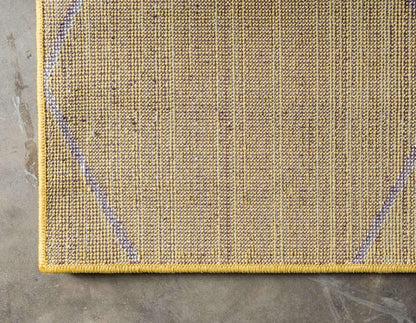 Trellis Frieze Collection Area Rug - Geometric (5' 1" x 8', Yellow/ Ivory)
