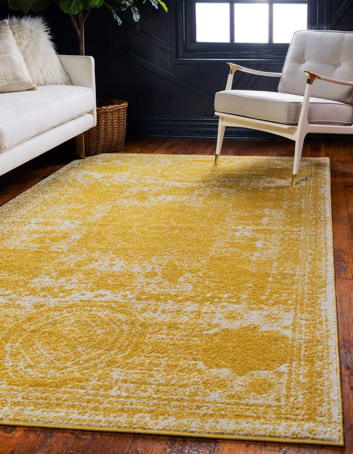 Bromley Collection Area Rug - Wells (4' 1" x 6' 1" Rectangle, Yellow/ Ivory)