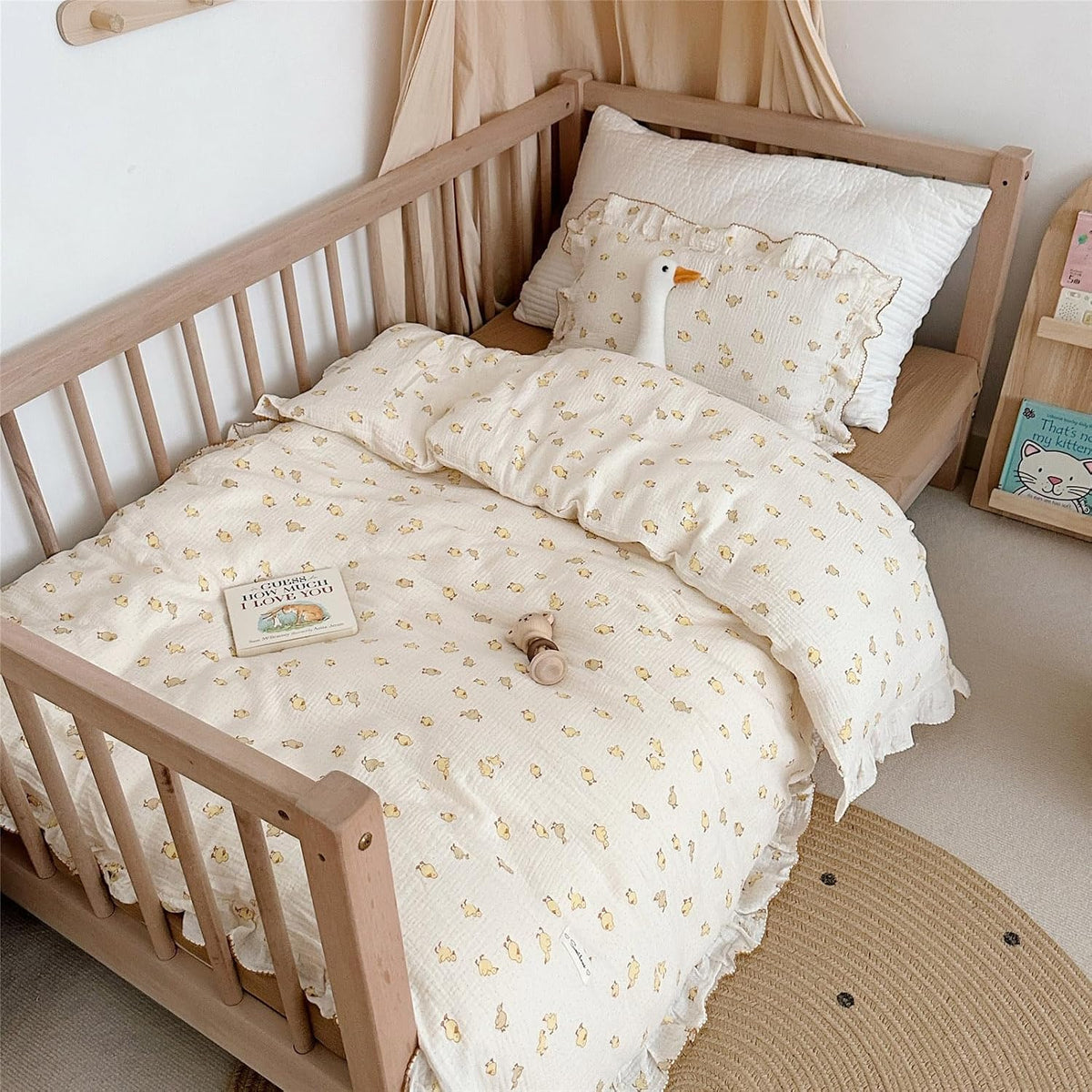 AOJIM Cute Toddler Kids Duvet Cover, 1-Piece Muslin Cotton Ruffled Bedding Duvet Cover with Little Yellow Duck, Soft Breathable 2-Layer Gauze Baby Kids Comforter Cover for Girls Boys (47X59'')