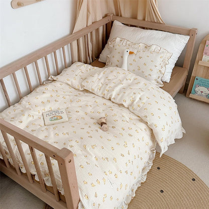 AOJIM Cute Toddler Kids Duvet Cover, 1-Piece Muslin Cotton Ruffled Bedding Duvet Cover with Little Yellow Duck, Soft Breathable 2-Layer Gauze Baby Kids Comforter Cover for Girls Boys (47X59'')