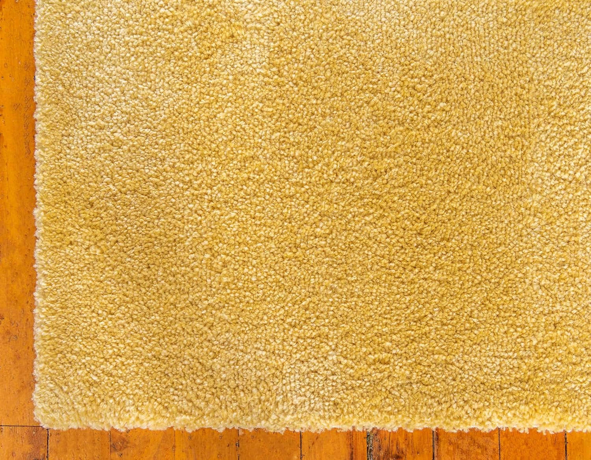 Solo Collection Area Rug - Calabasas (7' 10" x 10' Rectangle, Yellow)