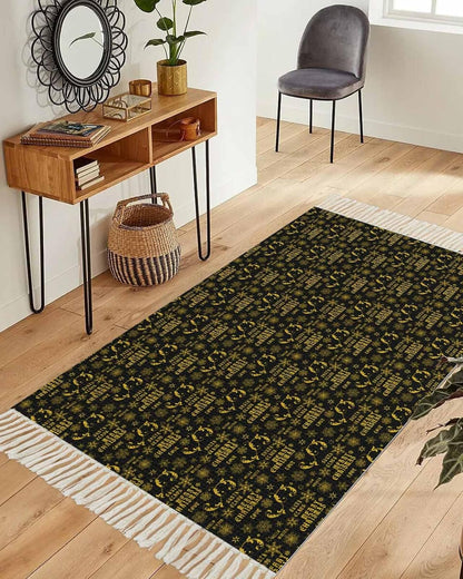 Christmas Black Area Rug 3x5ft Woven Runner Rug,Winter Xmas Yellow Snowflake Retro Washable Living Room Hallway Bedroom Kitchen Carpet with Tassels,Non-Shedding Indoor Throw Door Mat for Entryway