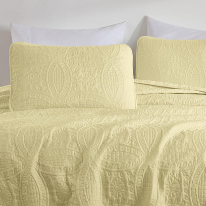 Austin King Oversized Bedspread Set, 3-Piece Pinsonic Quilted Lightweight Microfiber Bedspread Coverlet, Pastel Yellow