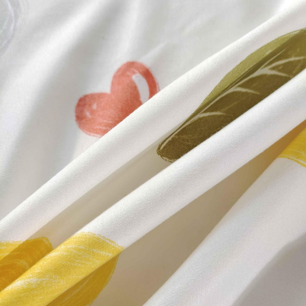 4 Pieces Yellow Floral Sheets Set Queen, Soft Microfiber Floral Sheets Queen Size, Fade Resistant, Flower Sheet Bed Set Deep Pocket All Season