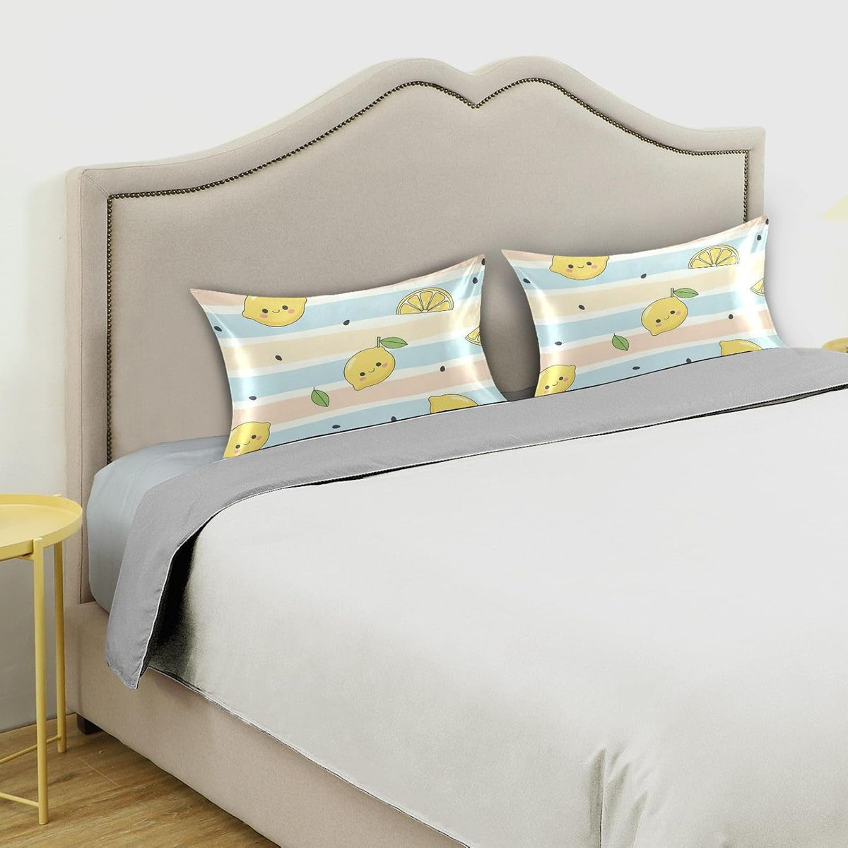 Yellow Lemons Satin Pillowcase for Hair and Skin, Soft Breathable Pillow Case Anti-Wrinkle Cooling Silk Pillow Cover with Envelope Closure for Bedroom, Standard 20 x 26 Inches