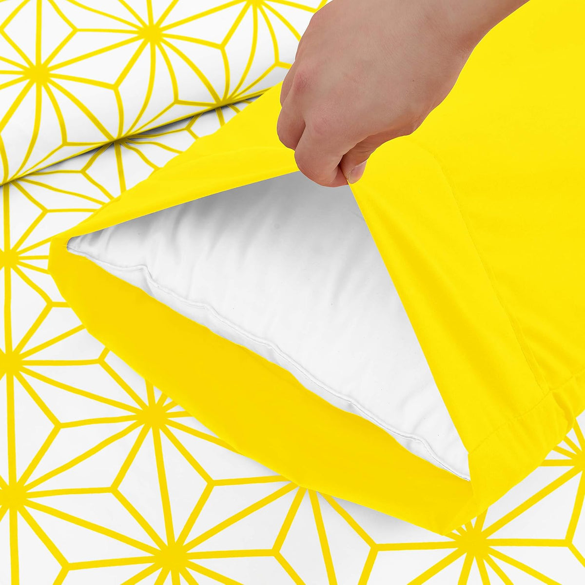 Luxury Soft Bed Sheets Cube Pattern - 1500 Premium Hotel Quality Microfiber Softness Wrinkle and Fade Resistant (6-Piece) Bedding Set, Queen, Yellow