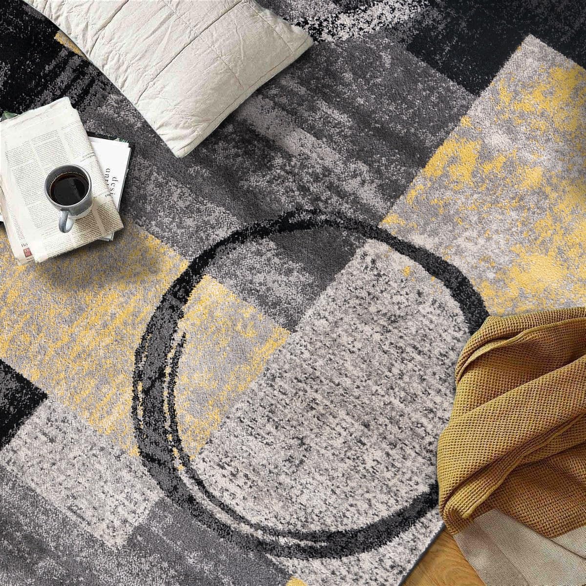 Circle Design Contemporary Fade-Resistant Area Rug Yellow 3'3" x 5'