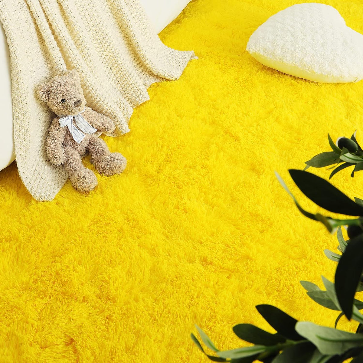 Bedroom Rug 2.6' x 5.3', Yellow Fluffy Shaggy Area Rug for Kids Room