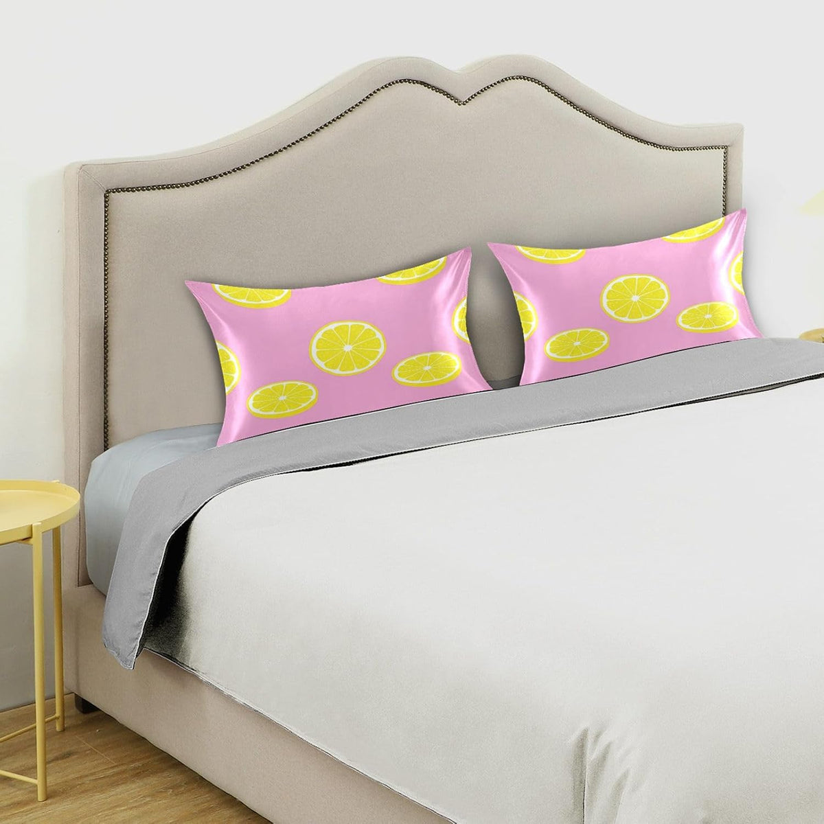 Yellow Lemons Satin Pillowcase for Hair and Skin, Soft Breathable Pillow Case Anti-Wrinkle Cooling Silk Pillow Cover with Envelope Closure for Bedroom, Standard 20 x 26 Inches